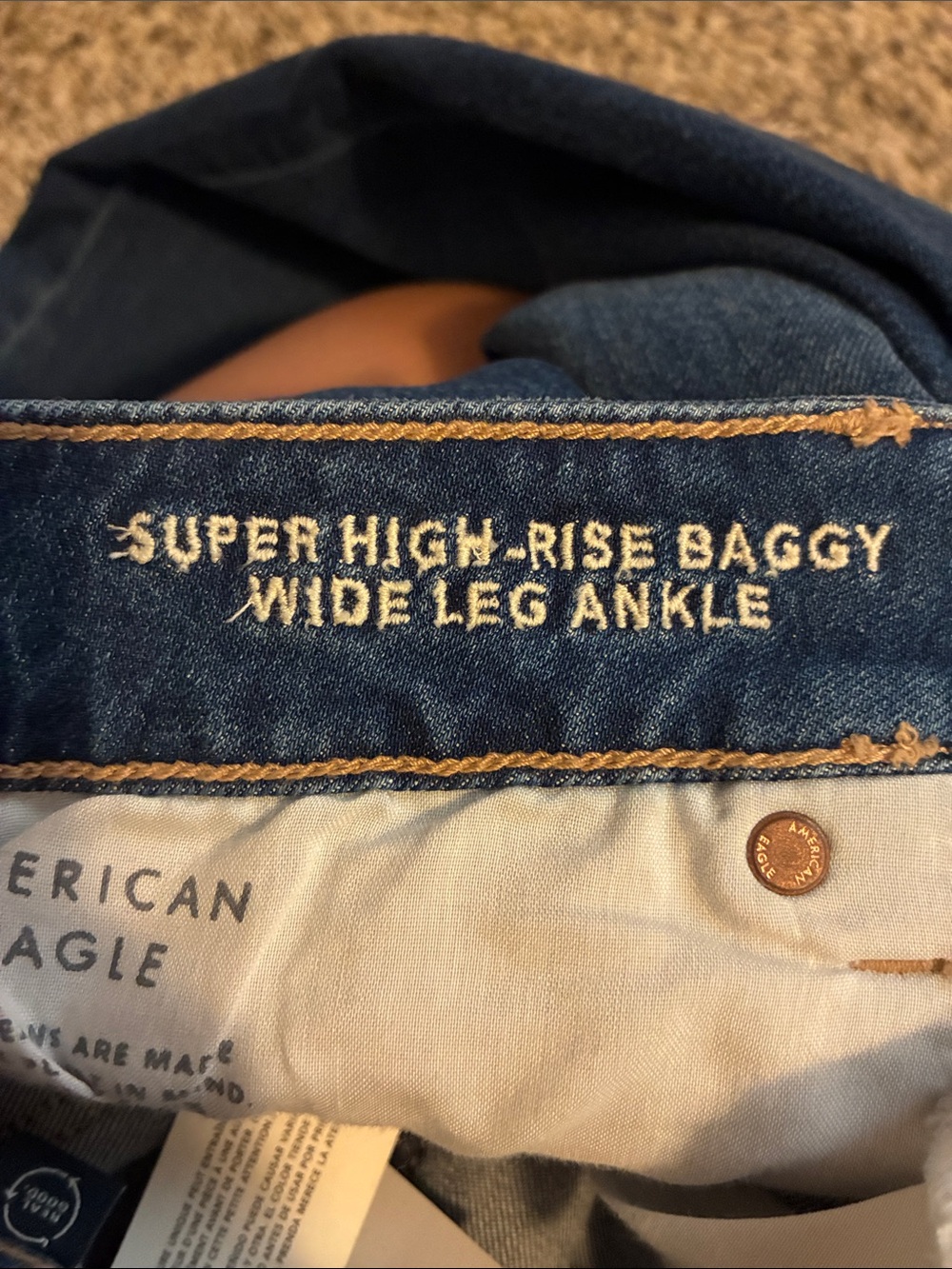 American Eagle distressed super high rise baggy wide leg ankle Jean -NWT size 18 - Picture 6 of 7